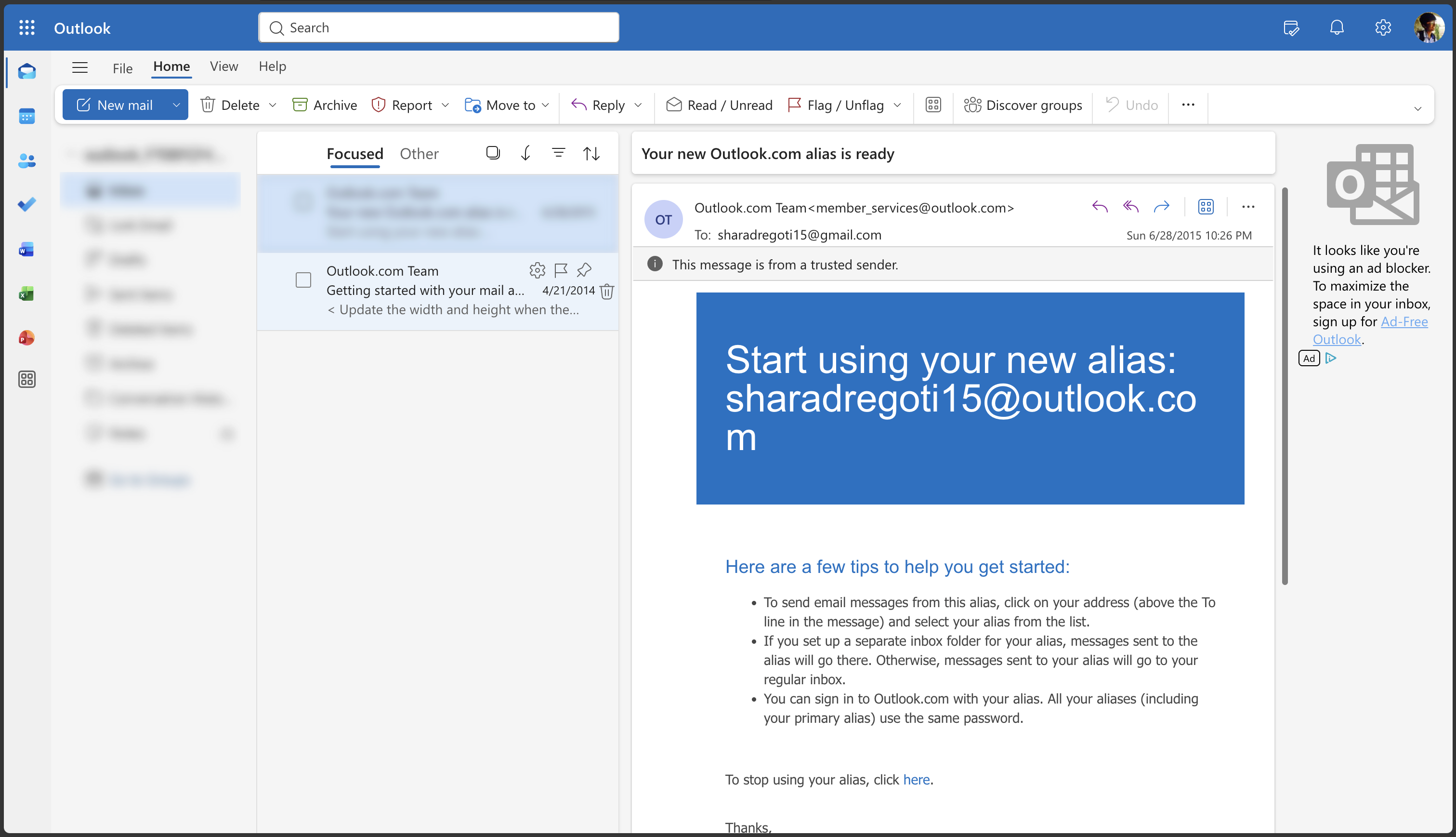 Outlook with sensitive messages blurred by Selective Blur